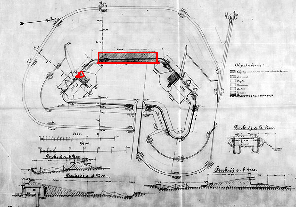 Plan fortu 4 Cichy KÂącik. Kolorem czerwonym zaznaczono elementy, ktĂłre zachowaÂły sie do dnia dzisiejszego.