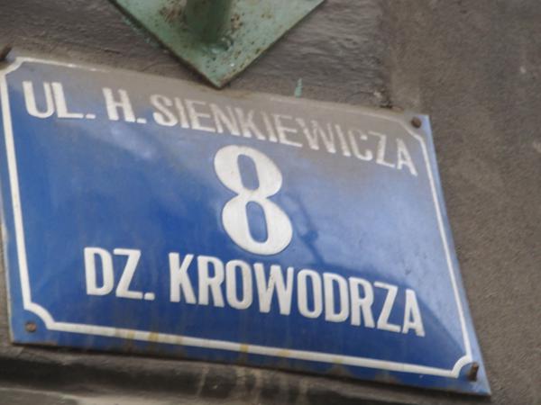 KRAKĂW ul. Henryka Sienkiewicza 8 - stary napis.jpg