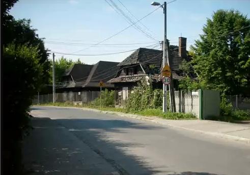 Zamoyskiego 83 i 81 - czerwiec 2011- fot. 1.JPG