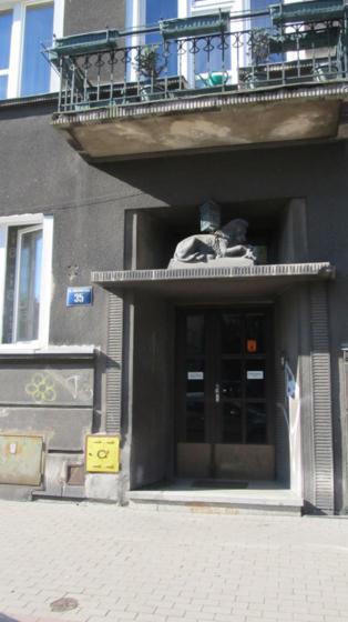 KrakĂłw - ul. Nowowiejska 35 (1).jpg