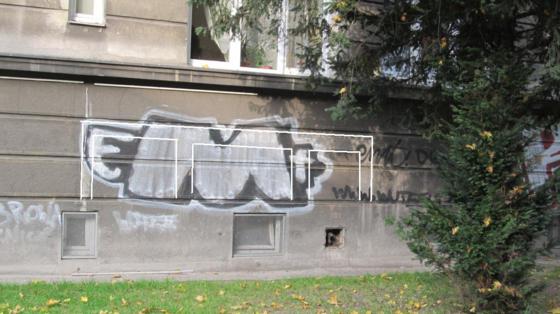 KrakĂłw - ul. PrÂądnicka 8, od strony ul. WrocÂławskiej (1).jpg