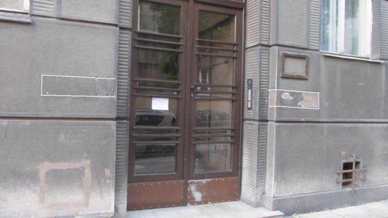 KrakĂłw - ul. Jerzego ÂŻuÂławskiego 3 (5).JPG